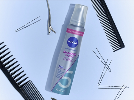 NIVEA Diamond Volume mousse para volume e brilho