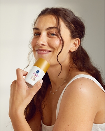 NIVEA Luminous 630 sérum à l'huile anti-vergetures