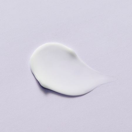NIVEA 24 h Moisture osvěžující denní krém s vitamínem E