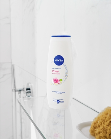 NIVEA Rose & Almond Oil gel doccia