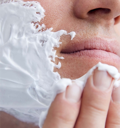 NIVEA MEN Sensitive Rasierschaum für Herren