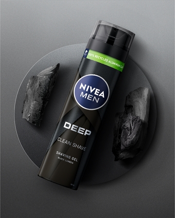NIVEA MEN Deep gel na holení pro muže