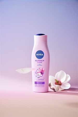 NIVEA Hairmilk Shine Nourishing Shampoo