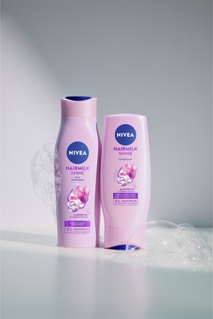 NIVEA Hairmilk Shine Nourishing Shampoo