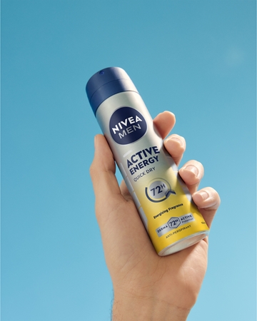 NIVEA MEN Active Energy antiperspirant ve spreji pro muže