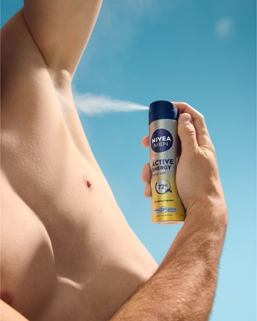 NIVEA MEN Active Energy antiperspirant ve spreji pro muže