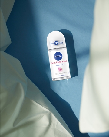NIVEA Rose Touch golyós izzadásgátló hölgyeknek