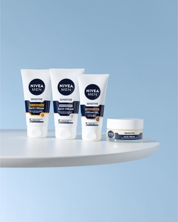 NIVEA MEN Sensitive Feuchtigkeitscreme für Herren