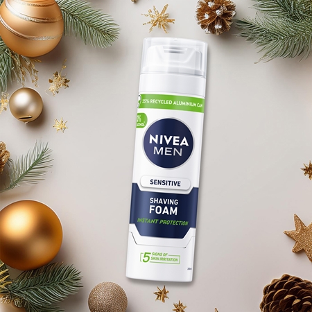 NIVEA MEN Sensitive Care gift set for shaving for men