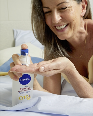 NIVEA Q10 Firming + Extra Nourishing lait corporel raffermissant