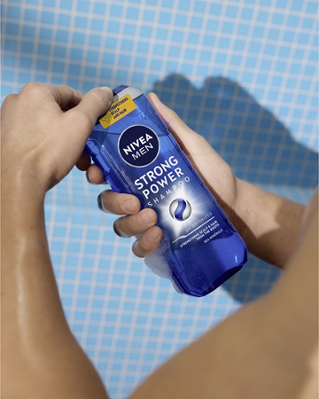 NIVEA MEN Strong Power shampoing pour stimuler la repousse des cheveux et renforcer les racines