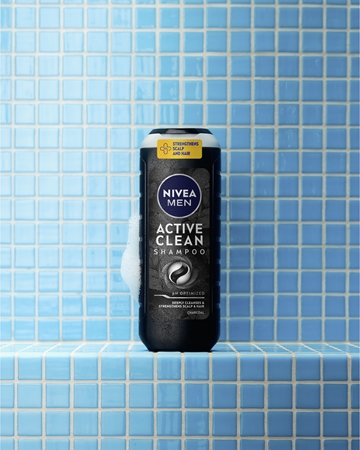 NIVEA MEN Deep shampoo rinforzante