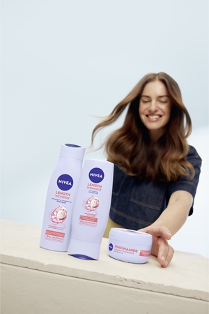 NIVEA Length Wonder Energising Shampoo for split hair ends