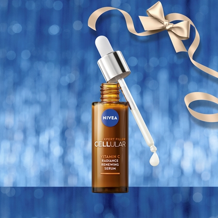 NIVEA Glowing Skin Gift Set with a brightening effect