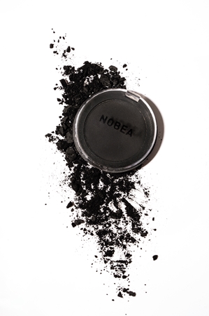 NOBEA Day-to-Day Mono Eyeshadow senčila za oči z mat učinkom