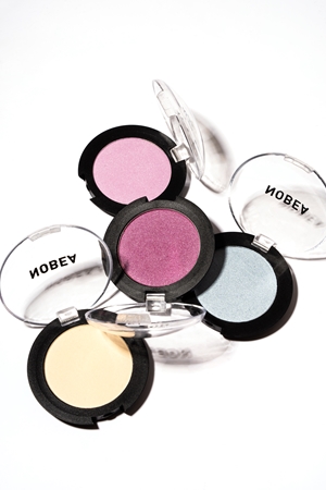 NOBEA Day-to-Day Mono Eyeshadow Øjenskygge med glitter
