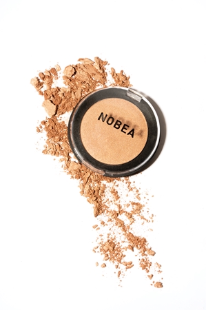 NOBEA Day-to-Day Mono Eyeshadow senčila za oči z bleščicami