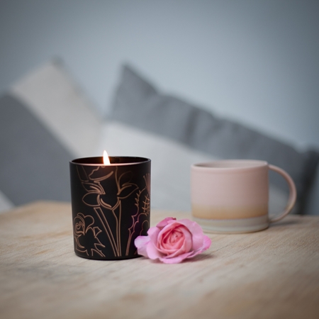 Noble Isle Tea Rose vonná sviečka