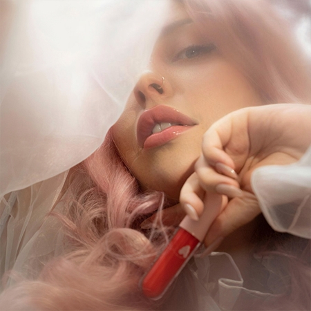 Not So Funny Any Glossy Lips brillo labial de aceite