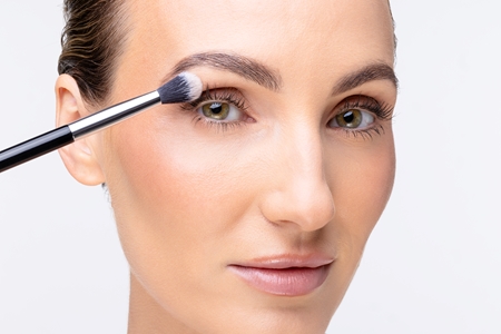 Notino Makeup Brushes Professional Eyeshadow Blending Make-Up Brush 205 štětec na oční stíny