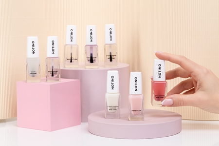 Notino Nail Care Strengthening Fortifying Base Coat Strengthening Nail Polish