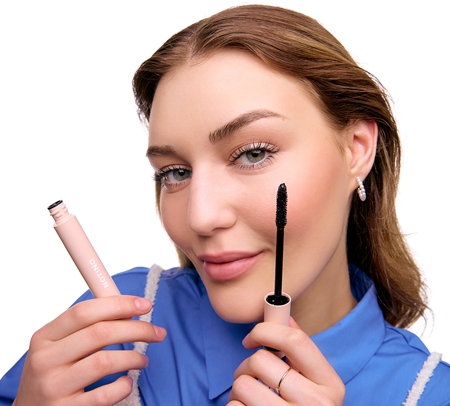 Notino Lifeproof Tubing Mascara Volumising and Lengthening Mascara