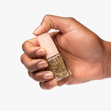 Notino Glitter Topper Top Coat with glitter