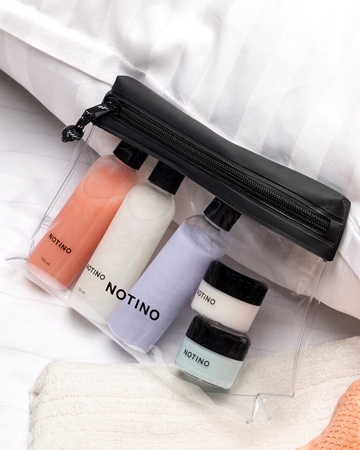 Notino Travel Collection Set of travel bottles with stickers trousse de toilette de voyage avec 5 flacons vides