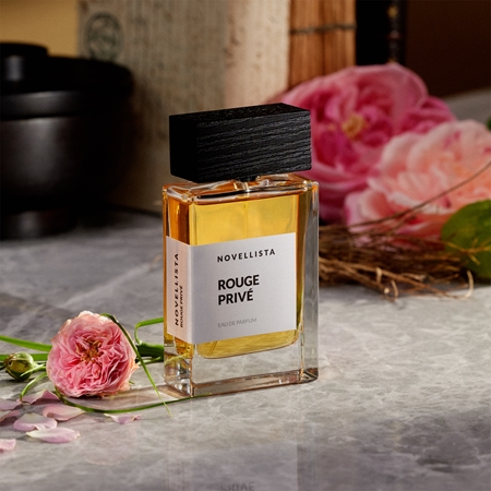 NOVELLISTA Rouge Privé set para mujer