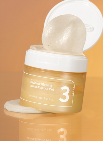 Numbuzin No. 3 Radiance Glowing Jumbo Essence Pad patchs tonifiants éclat et hydratation