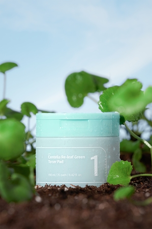 Numbuzin No. 1 Centella Re-Leaf Green Toner Pad patchs tonifiants pour apaiser la peau