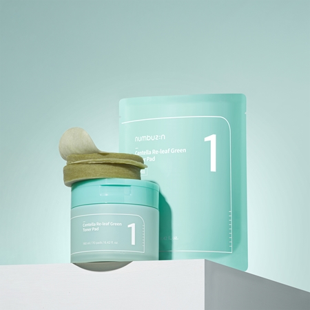 Numbuzin No. 1 Centella Re-Leaf Green Toner Pad patchs tonifiants pour apaiser la peau