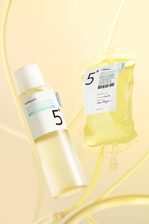 Numbuzin No. 5 Glutathione Vitamin Concentrated Toner Moisturizing Toner to even out skin tone