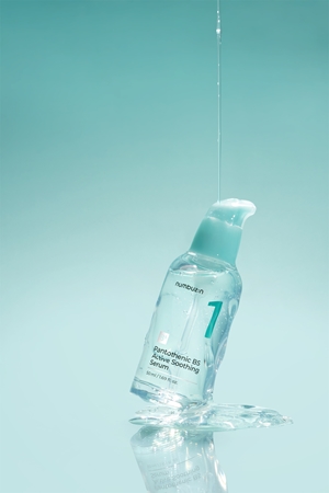 Numbuzin No. 1 Pantothenic B5 Active Soothing Serum Intensely Hydrating Serum with gel consistency