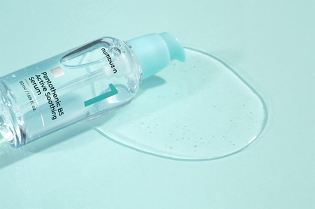 Numbuzin No. 1 Pantothenic B5 Active Soothing Serum Intensely Hydrating Serum with gel consistency