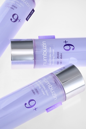 Numbuzin No. 9 NAD+ PDRN Glow Boosting Toner brightening facial toner with firming effect