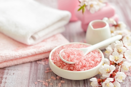 Nupreme Himalayan Bathing Salt relaxing bath salt