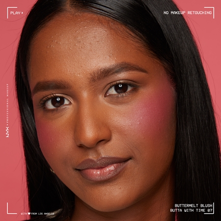 NYX Professional Makeup Buttermelt Blush fard de obraz sub forma de pudra