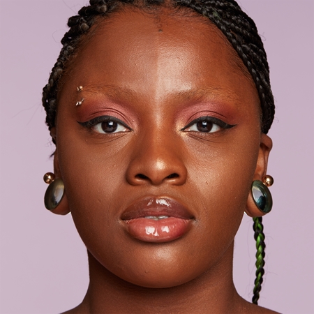 NYX Professional Makeup Born To Glow Icy Highlighter palette di illuminanti