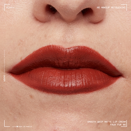 NYX Professional Makeup Smooth Whip Matte Lip Cream sametová rtěnka s vyhlazujícím efektem