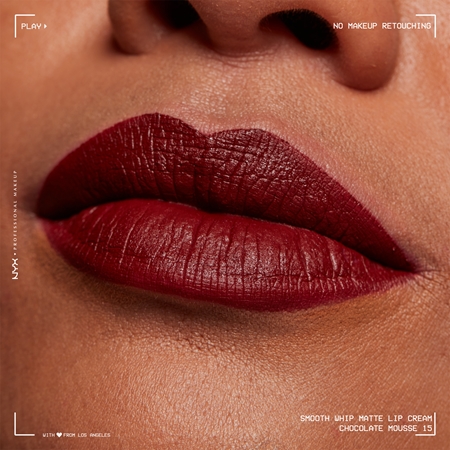 NYX Professional Makeup Smooth Whip Matte Lip Cream sametová rtěnka s vyhlazujícím efektem