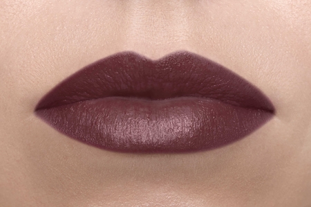 NYX Professional Makeup Suede Matte Lipstick ruj mat