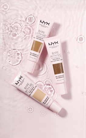 NYX Professional Makeup Bare With Me Tinted Skin Veil fond de teint léger