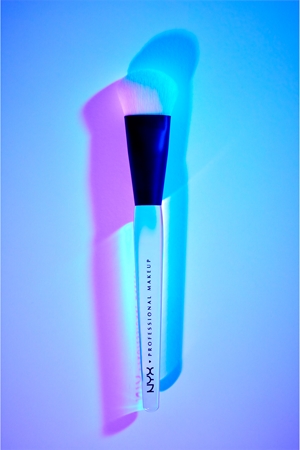 NYX Professional Makeup High Glass Highlighter børste