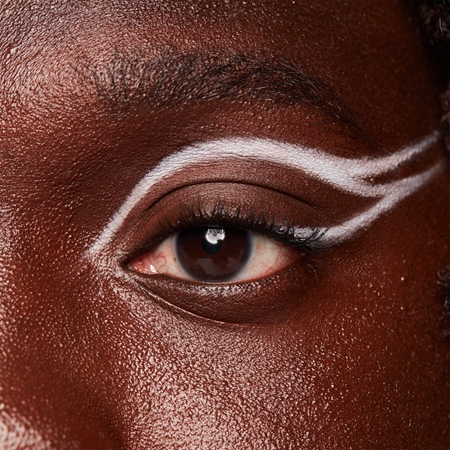 NYX Professional Makeup Vivid Rich eyeliner
