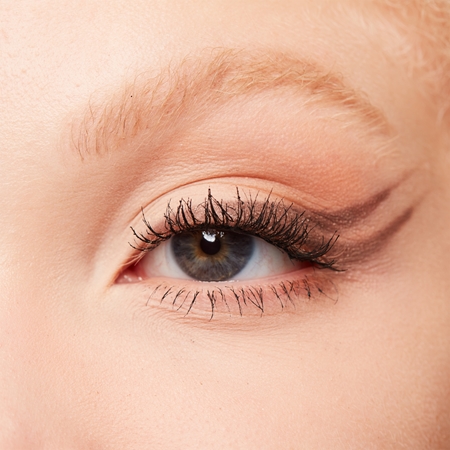 NYX Professional Makeup Vivid Rich eyeliner