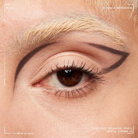 NYX Professional Makeup Vivid Rich eyeliner