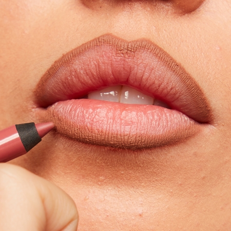 NYX Professional Makeup Line Loud Vegan Huulepliiats mati efektiga