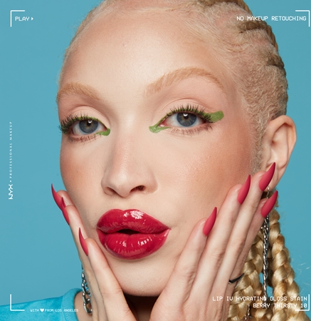 NYX Professional Makeup Lip IV długotrwały błyszczyk do ust o działaniu nawilżającym