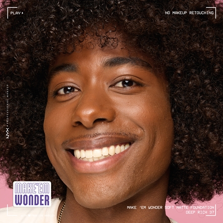 NYX Professional Makeup Make ‘Em Wonder lekki podkład matujący